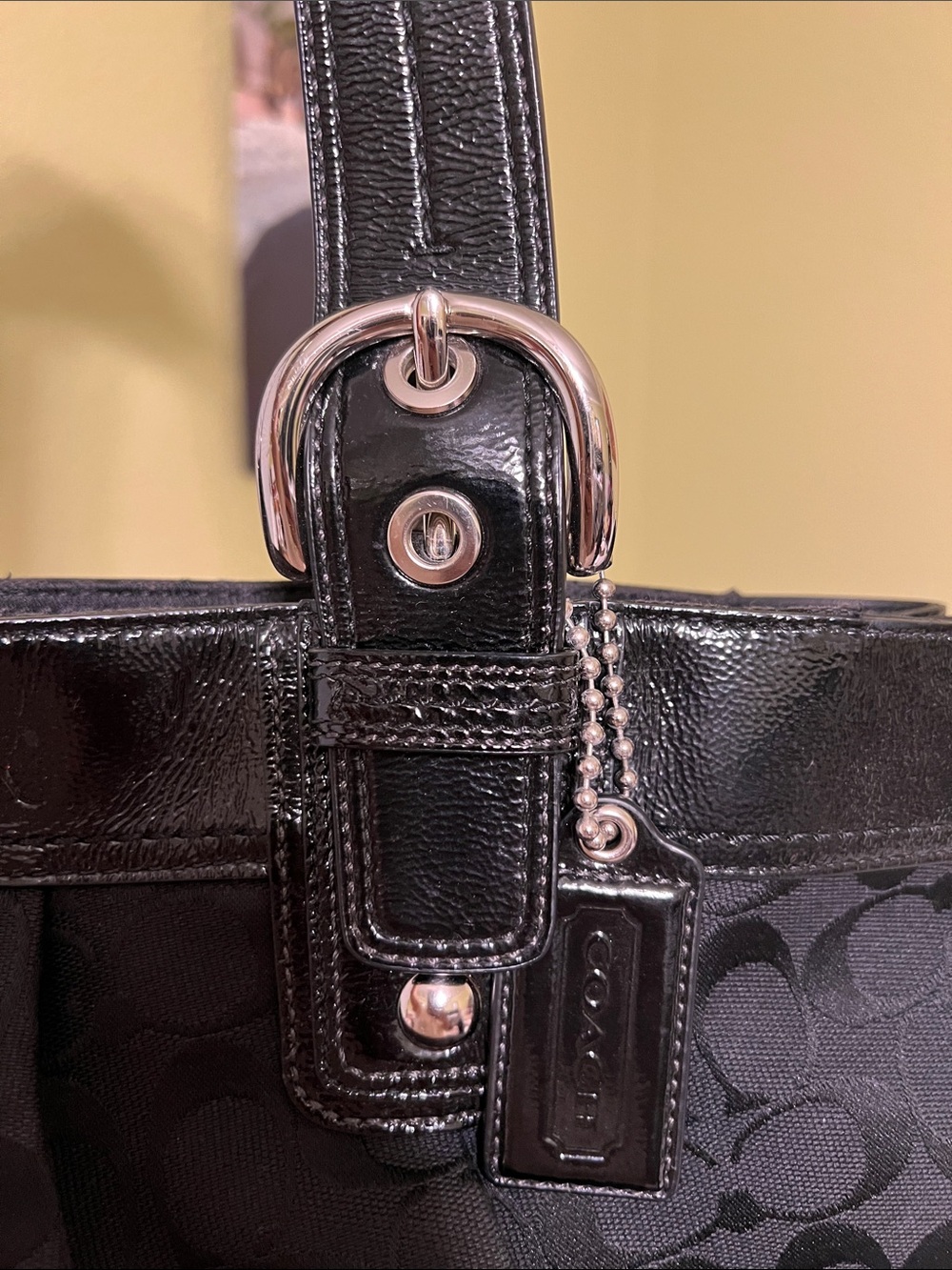 Coach Black Signature Jacquard Tote with Patent Trim and Tag - Picture 4 of 16